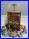 1950-Baby-Grand-Gumball-Capsules-Machine-WithTop-Extension-And-Over-100-Charms-01-pg