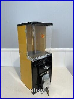 1950' Victor HMS 1 Cent Gumball Vending Machine With Key