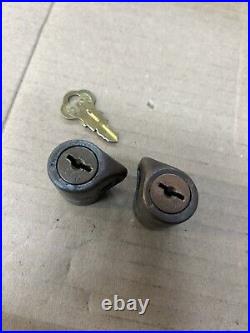 2 Northwestern Barrel Locks NC60 with key for Gumball Peanut Machines