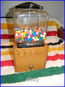 I Cent Coin Operated Victor Golf Gumball Game