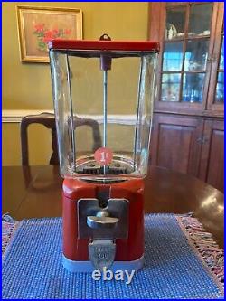 Nice Vintage 1 Cent Oak Acorn Gumball Vending Machine with key
