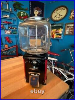 Victor Topper 1 Cent Penny Gumball Vending Machine withKey Square Glass Globe