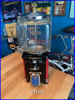 Victor Topper 1 Cent Penny Gumball Vending Machine withKey Square Glass Globe
