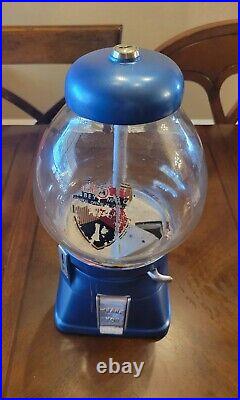 WOW! Vintage Regal/Silver King 1 Cent Gumball Vending Machine